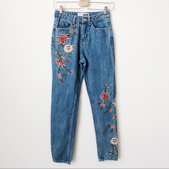 Topshop Denim - Topshop • Embroidered “Mom” Jeans